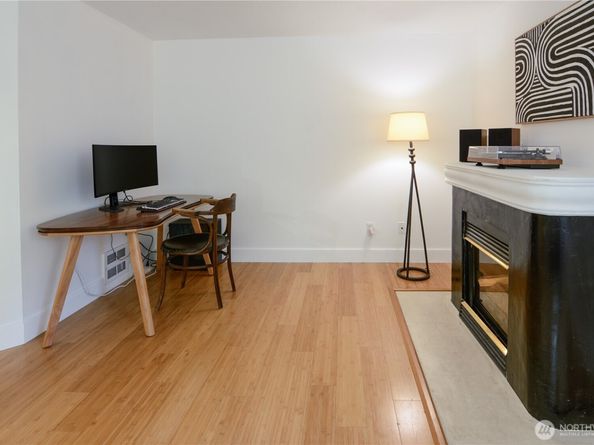 13629 26th Place W A103, Lynnwood WA 98087
