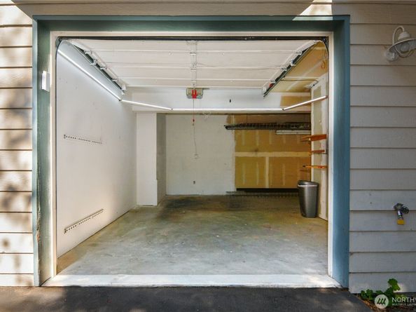 13629 26th Place W A103, Lynnwood WA 98087