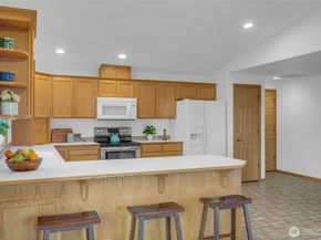 3306 64th Avenue NE, Marysville WA 98270