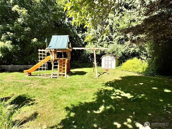 23732 NE 63rd Place S, Redmond WA 98053