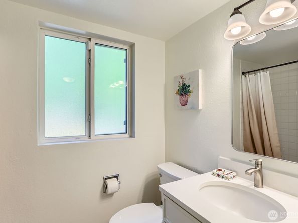 23732 NE 63rd Place S, Redmond WA 98053