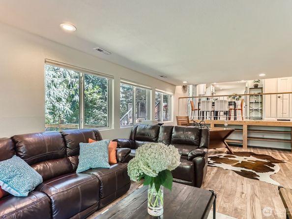 23732 NE 63rd Place S, Redmond WA 98053