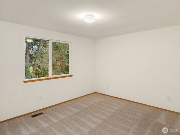 12841 SE 175th Court, Renton WA 98058