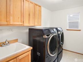 12841 SE 175th Court, Renton WA 98058