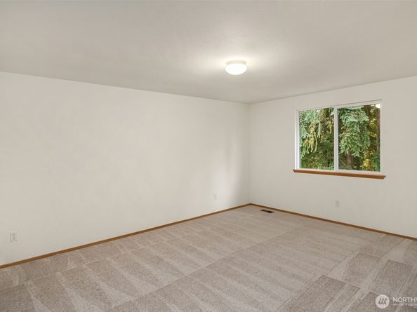 12841 SE 175th Court, Renton WA 98058