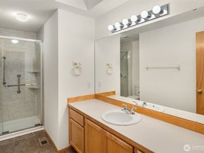 12841 SE 175th Court, Renton WA 98058