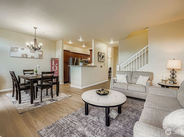 2132 NW Pacific Yew Place, Issaquah WA 98027