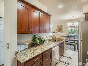 2132 NW Pacific Yew Place, Issaquah WA 98027