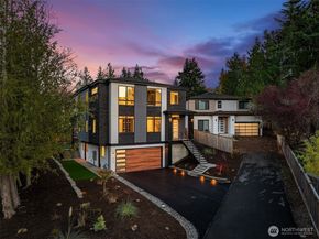 1075 NW Inneswood Drive, Issaquah WA 98027