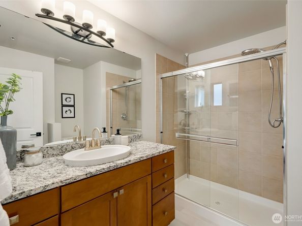 2800 SW Raymond Street 207, Seattle WA 98126