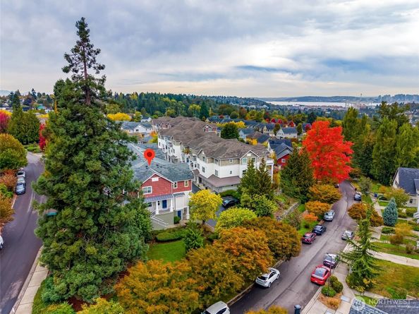 2800 SW Raymond Street 207, Seattle WA 98126