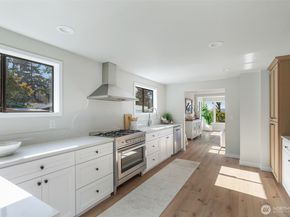 16039 Maplewild Avenue SW, Burien WA 98166