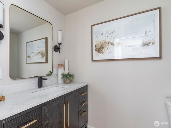 16039 Maplewild Avenue SW, Burien WA 98166