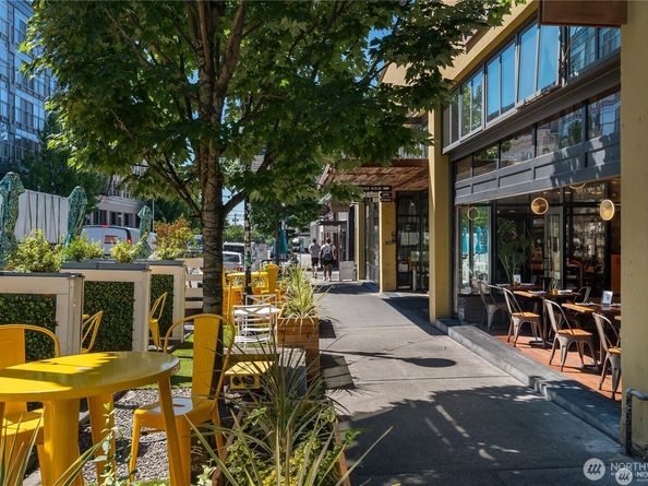 1101 17th Avenue 201, Seattle WA 98122