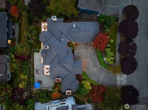 8726 Paisley Drive NE, Seattle WA 98115