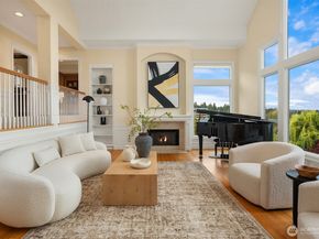 8726 Paisley Drive NE, Seattle WA 98115