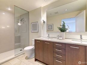500 106th Avenue NE 3109, Bellevue WA 98004