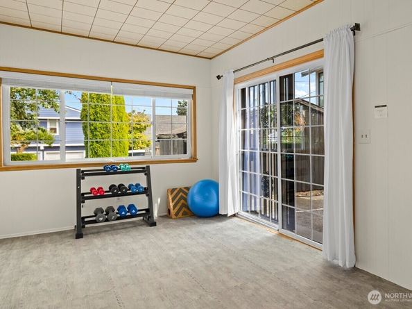 3523 SW Charlestown Street, Seattle WA 98126