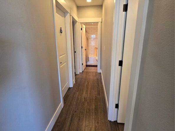 5037 21st Avenue NE, Seattle WA 98105