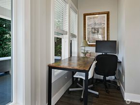 5037 21st Avenue NE, Seattle WA 98105