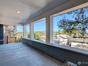 5037 21st Avenue NE, Seattle WA 98105