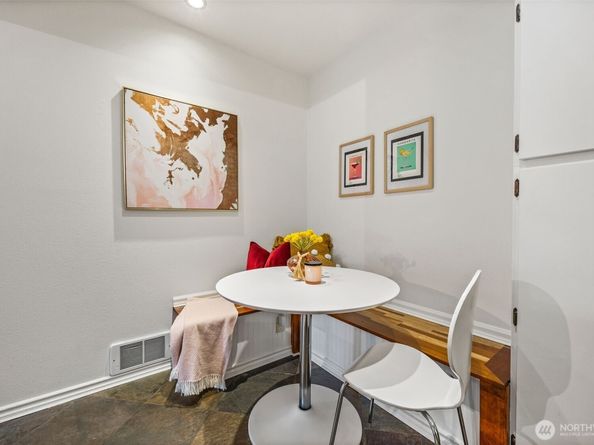 2301 NE 65th Street 202, Seattle WA 98115