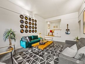 2301 NE 65th Street 202, Seattle WA 98115