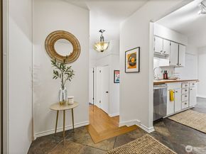 2301 NE 65th Street 202, Seattle WA 98115