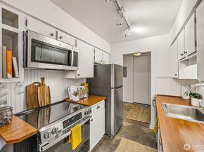 2301 NE 65th Street 202, Seattle WA 98115