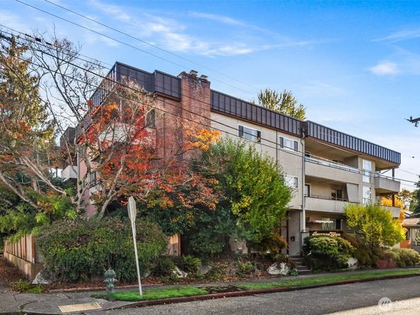 2301 NE 65th Street 202, Seattle WA 98115