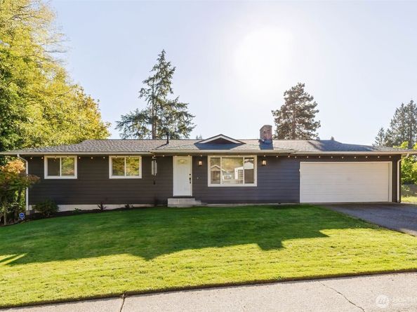 3023 NE Helm Street, Bremerton WA 98310