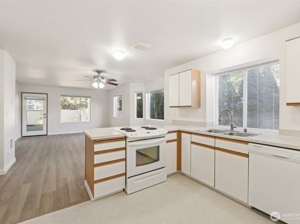 1101 37th Street SE 501, Auburn WA 98002