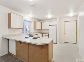 1101 37th Street SE 501, Auburn WA 98002