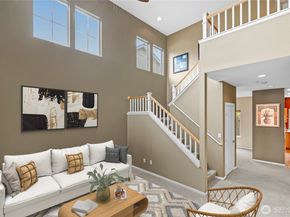 22103 45th Avenue S 6, Kent WA 98032