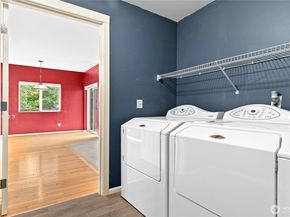 22103 45th Avenue S 6, Kent WA 98032