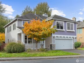 22103 45th Avenue S 6, Kent WA 98032