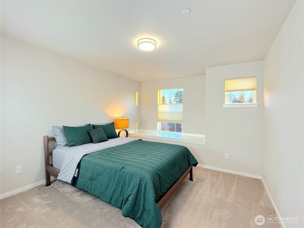 3320 NE 8th Place, Renton WA 98056