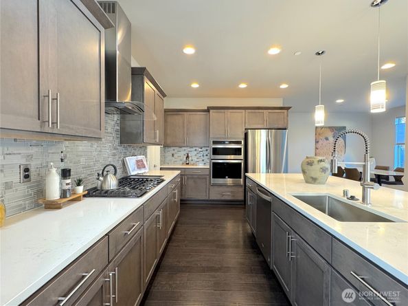 3320 NE 8th Place, Renton WA 98056