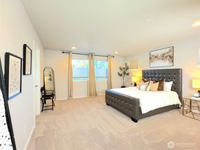 3320 NE 8th Place, Renton WA 98056