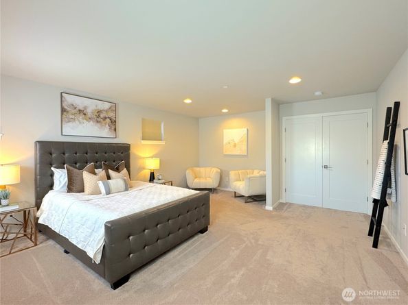 3320 NE 8th Place, Renton WA 98056