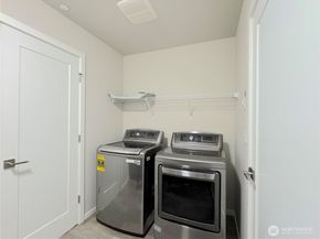 3320 NE 8th Place, Renton WA 98056