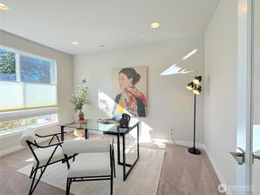 3320 NE 8th Place, Renton WA 98056