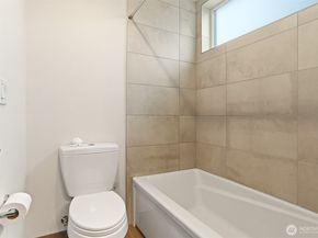 2426 B NW 64th, Seattle WA 98107