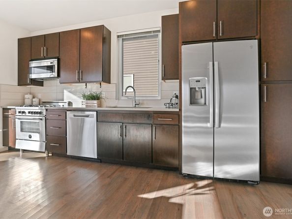 2426 B NW 64th, Seattle WA 98107
