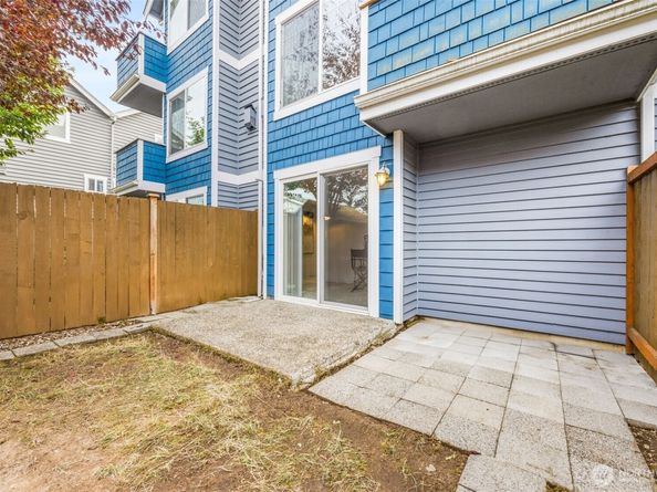 910 NW 85th st B, Seattle WA 98117