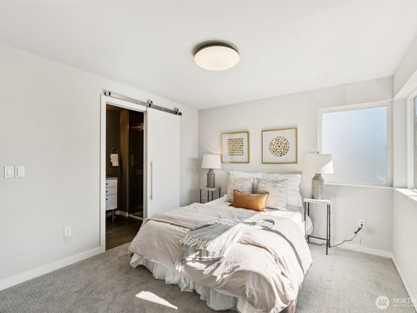 2653 NW 64th Street A, Seattle WA 98107