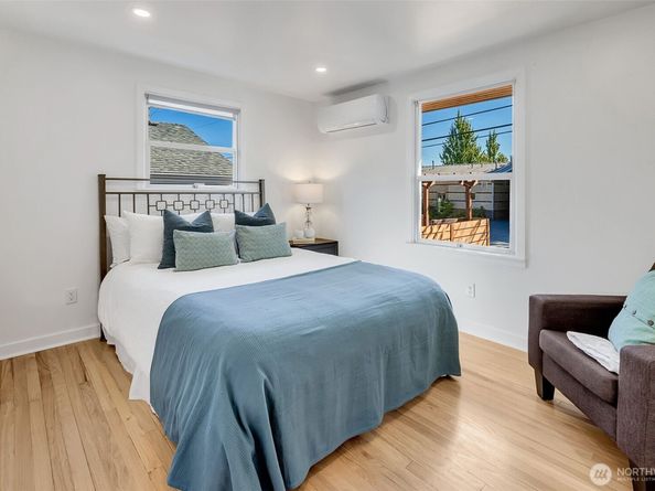4512 S Dawson Street, Seattle WA 98118