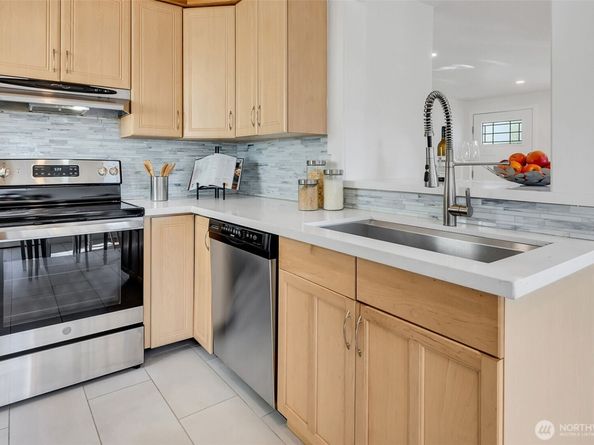 4512 S Dawson Street, Seattle WA 98118