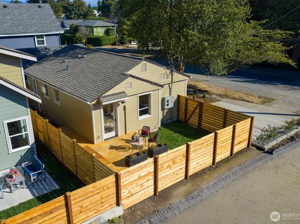 4512 S Dawson Street, Seattle WA 98118