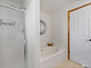 2530 123rd Place SW B, Everett WA 98204